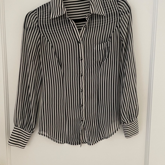 Guess black and white striped blouse - Picture 8 of 8